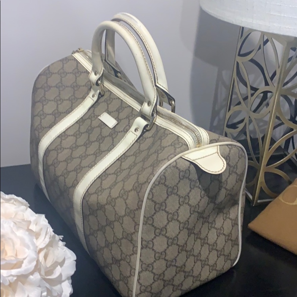 Gucci Boston Bag with White Trim - Picture 7 of 11